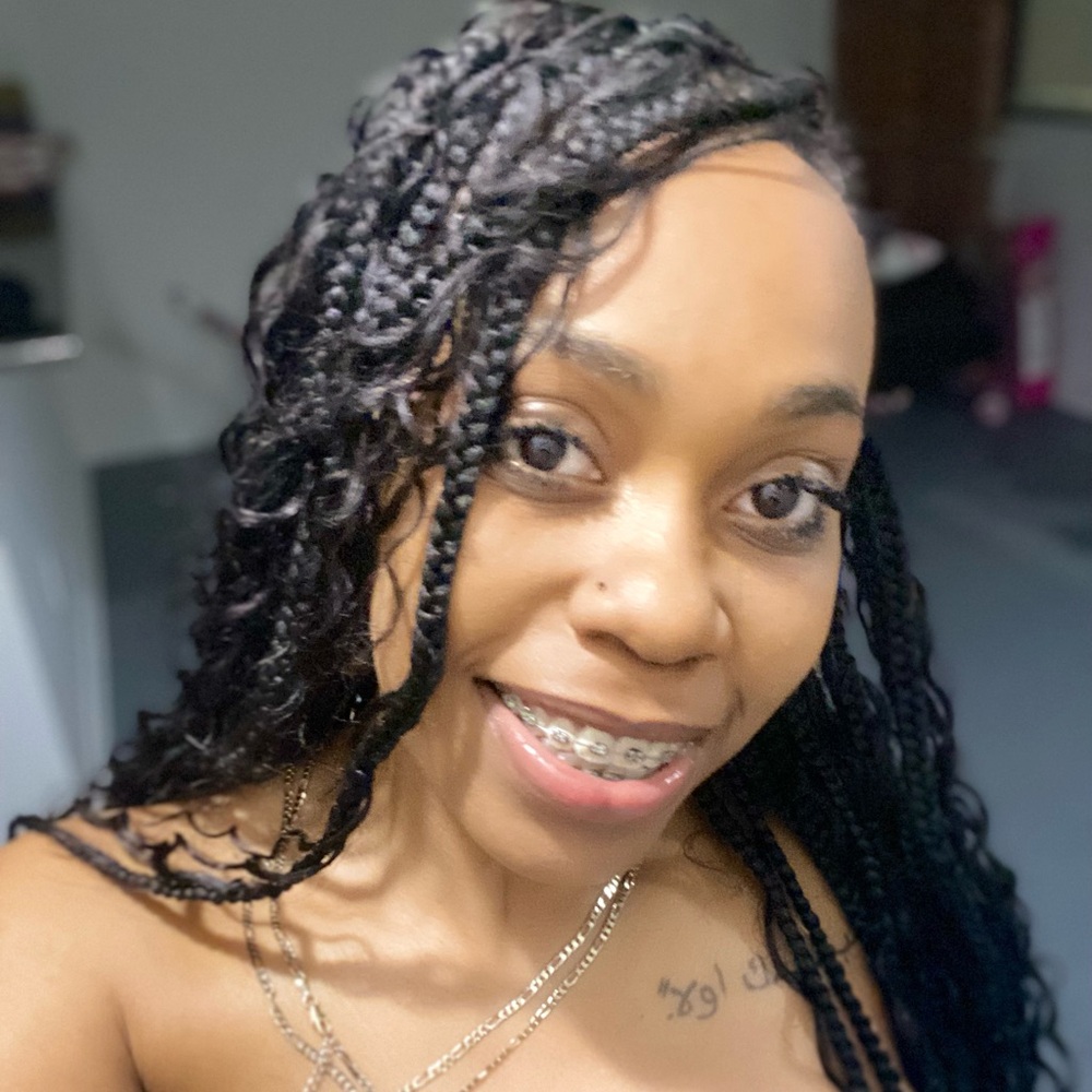 Meet your Posher, Sade